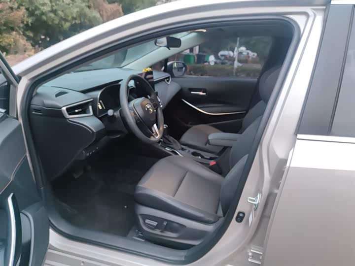 Фото 4 - Toyota Levin