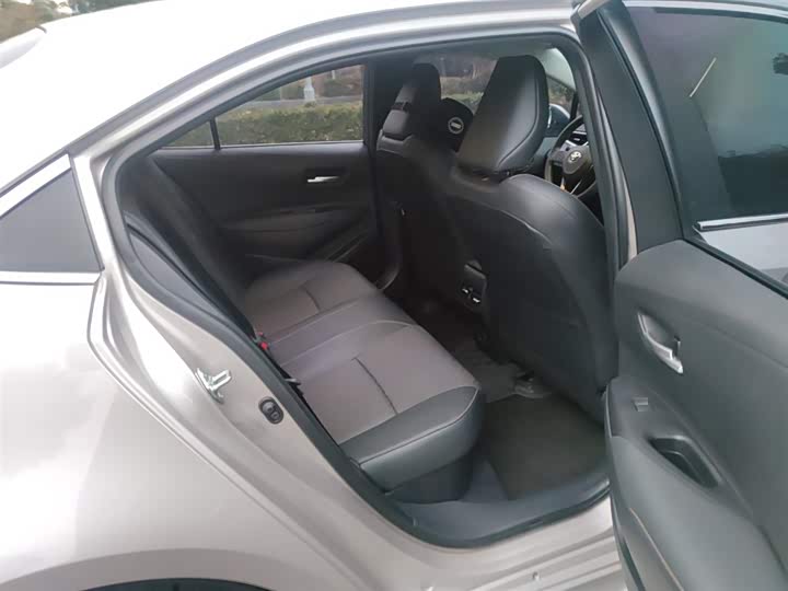 Фото 5 - Toyota Levin