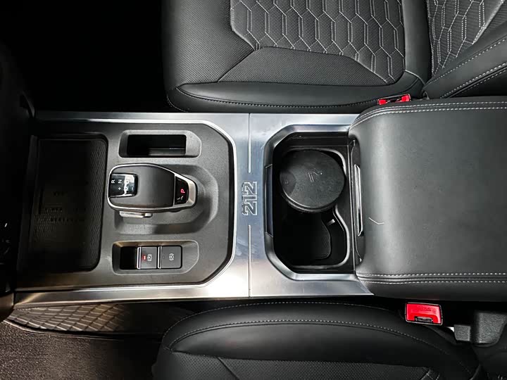 Photo 9 - BAW 212 T01