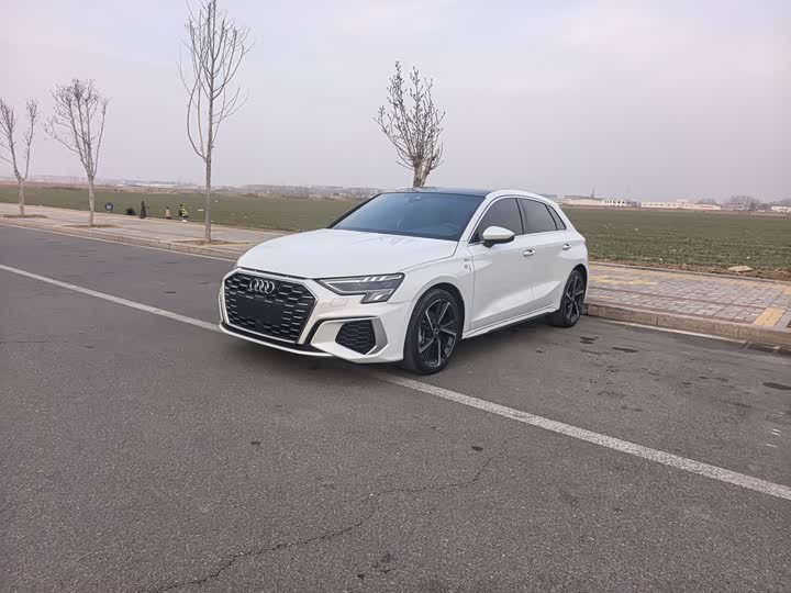 Фото 1 - Audi A3