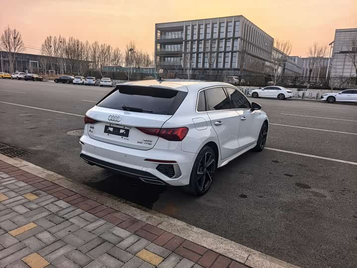 Фото 4 - Audi A3