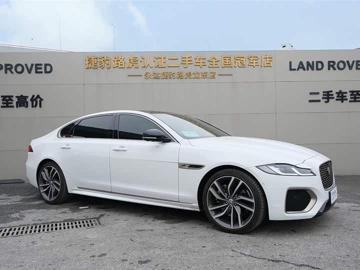 Фото 4 - Jaguar XF L
