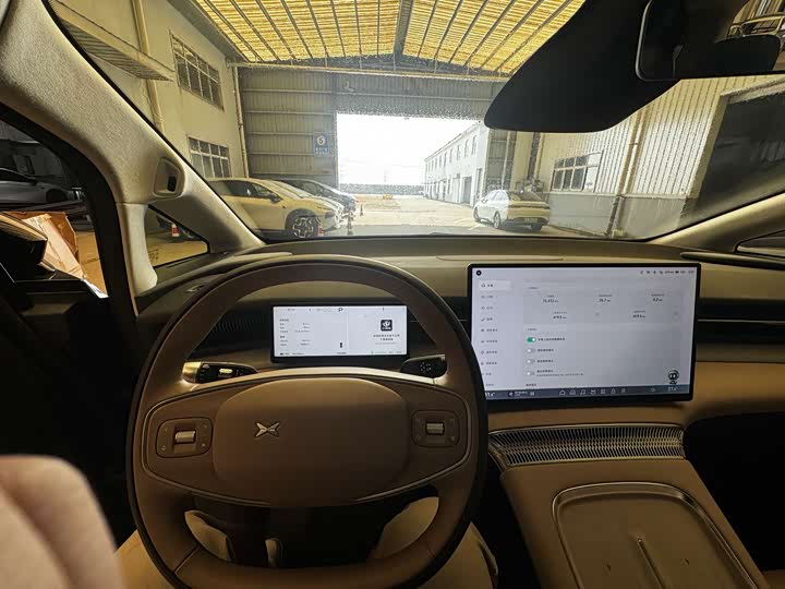 Фото 6 - XPeng X9