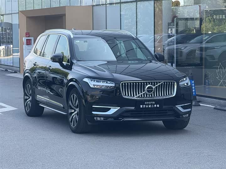 Фото 3 - Volvo XC90