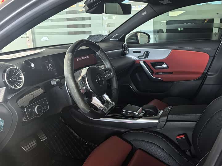 Фото 3 - Mercedes-Benz A-Class AMG