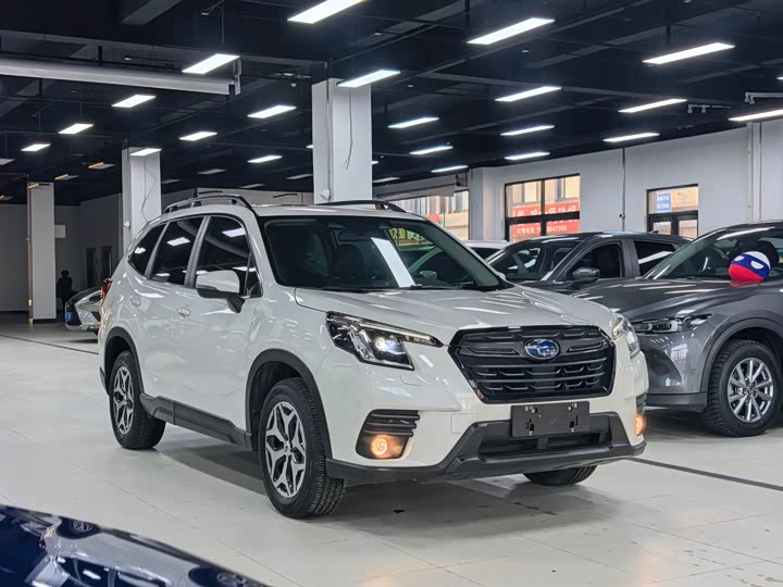 Фото 3 - Subaru Forester