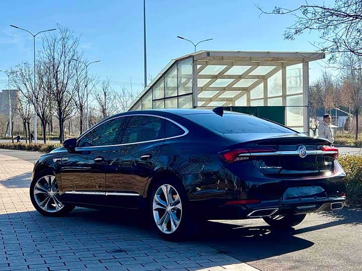 Фото 4 - Buick LaCrosse