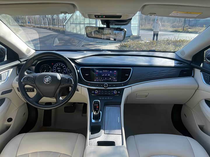 Фото 8 - Buick LaCrosse