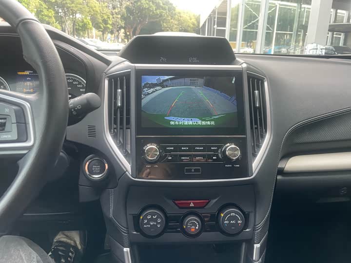 Фото 9 - Subaru Forester