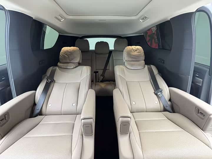 Фото 6 - LiXiang Mega