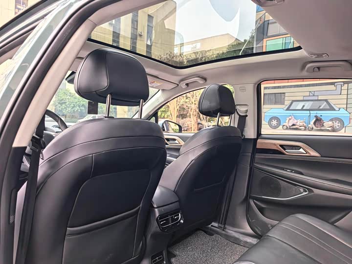 Фото 8 - XPeng P5