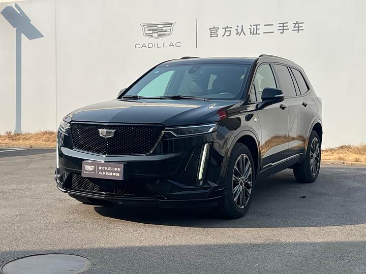 Фото 1 - Cadillac XT6