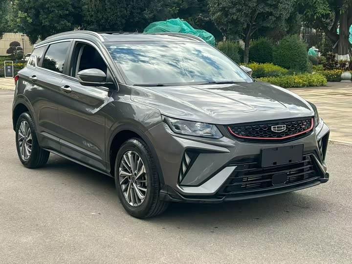 Фото 3 - Geely Coolray