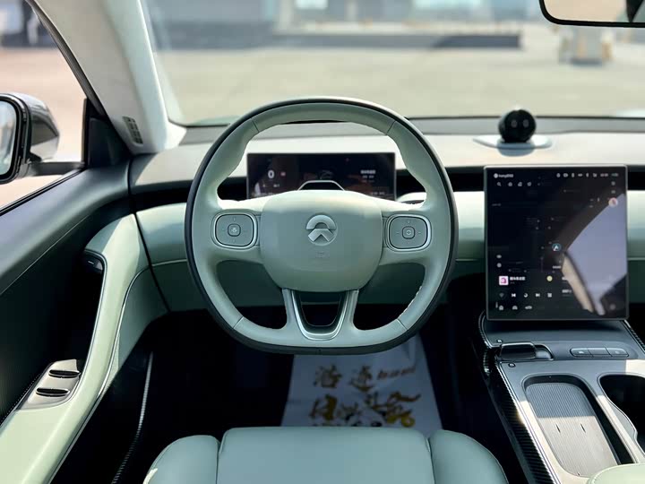 Фото 8 - Nio ET5