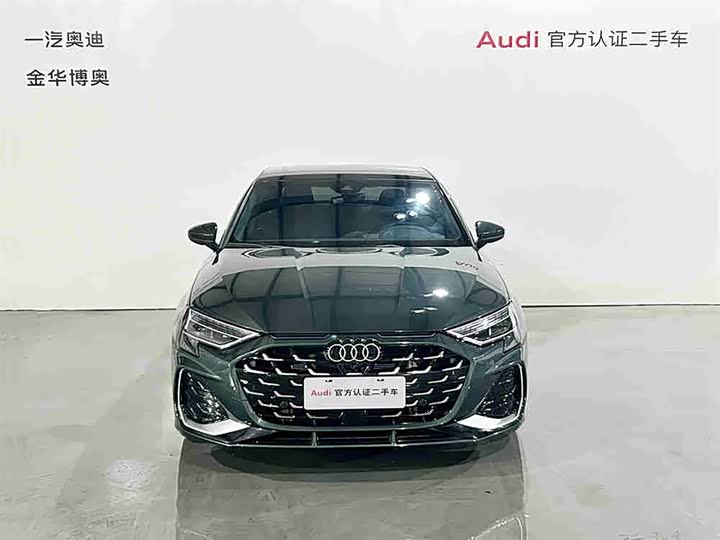 Фото 2 - Audi A3
