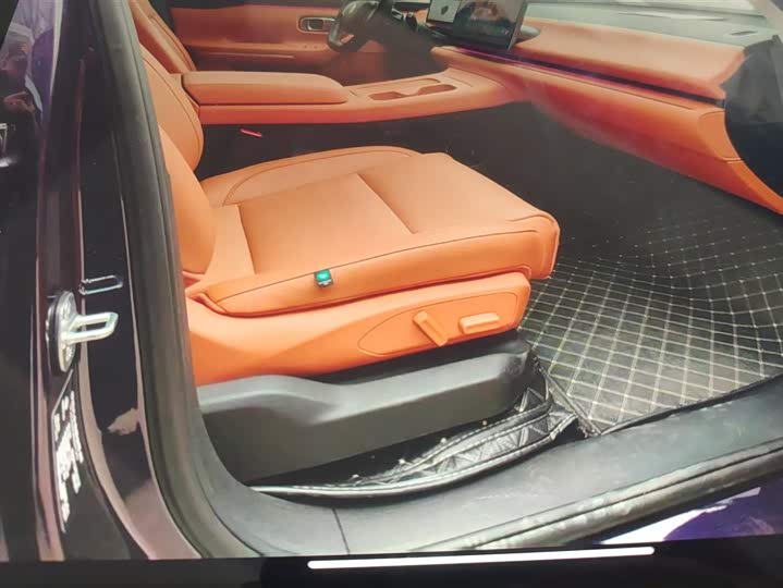 Фото 8 - Leapmotor C16