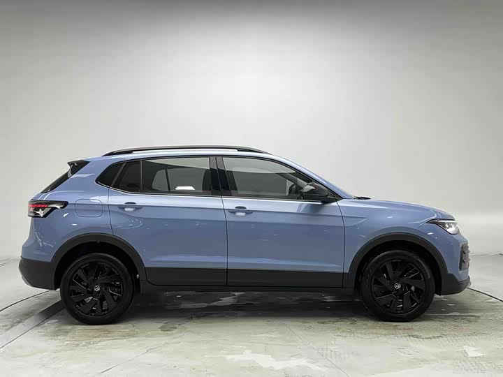 Фото 4 - Volkswagen Tharu