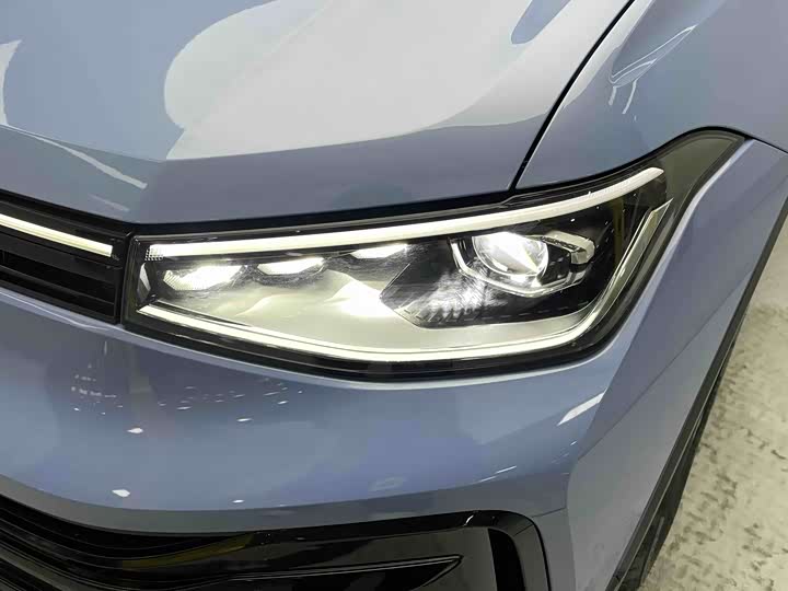 Фото 5 - Volkswagen Tharu