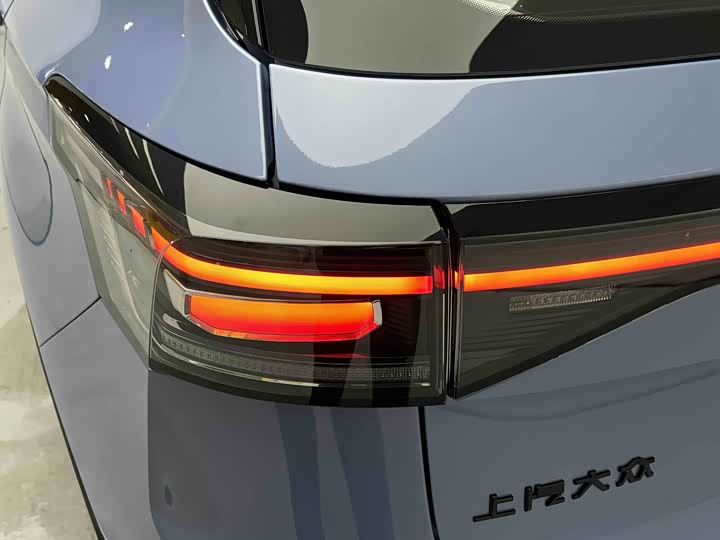 Фото 7 - Volkswagen Tharu