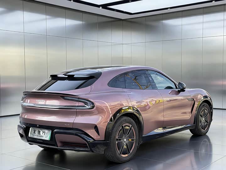 Фото 4 - Xiaomi YU7