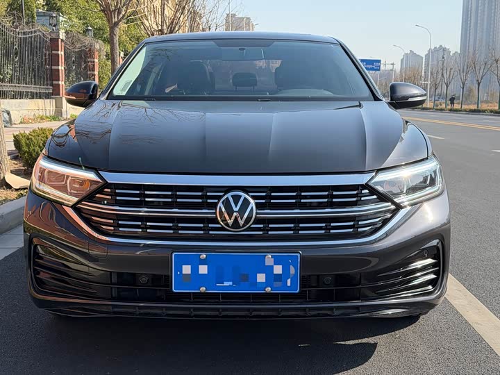 Фото 2 - Volkswagen Sagitar L