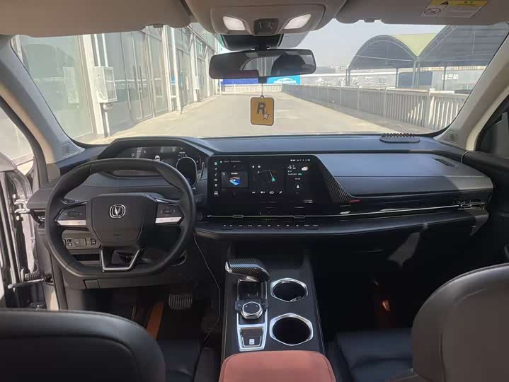 Фото 8 - Changan CS55 Plus