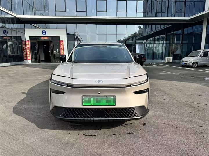 Фото 3 - Toyota bZ3X