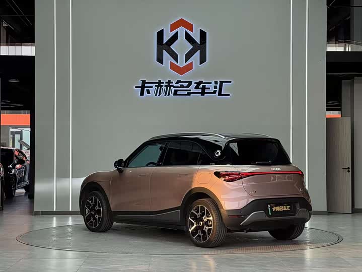 Фото 6 - Smart #1