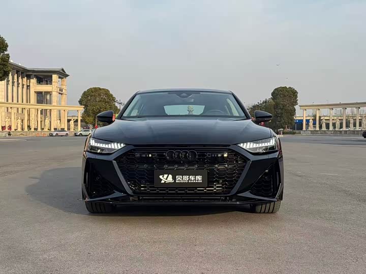 Фото 2 - Audi A7