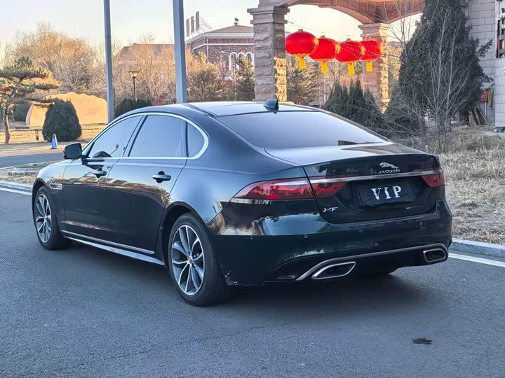 Фото 9 - Jaguar XF L