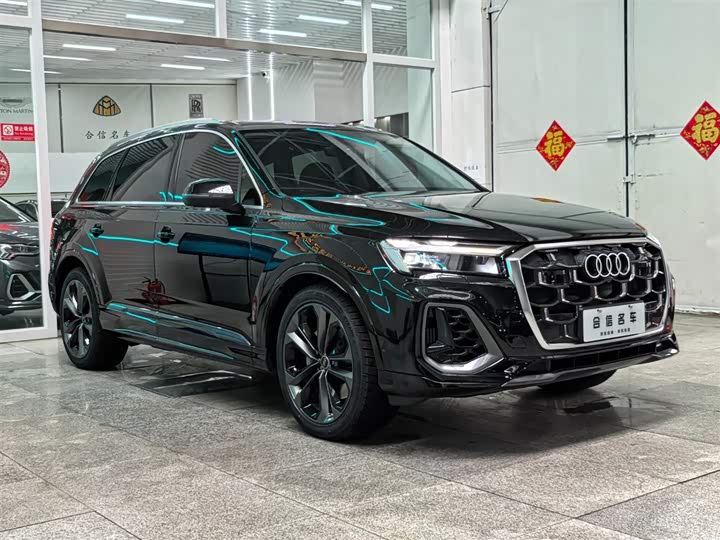 Фото 3 - Audi Q7