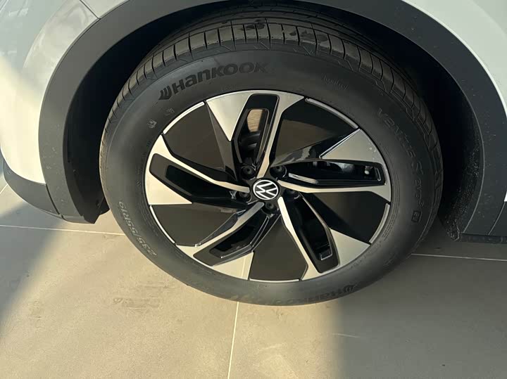 Фото 7 - Volkswagen ID.4 Crozz