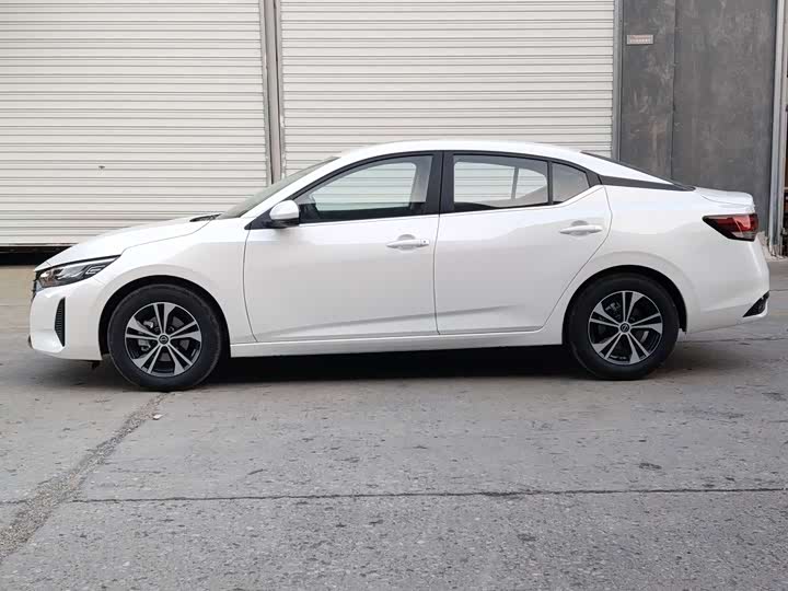 Фото 3 - Nissan Sylphy