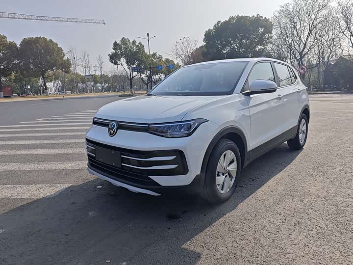 Фото 3 - Volkswagen Tharu