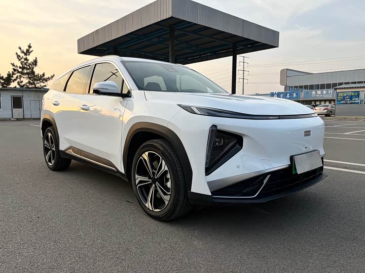 Фото 3 - Geely Galaxy L7