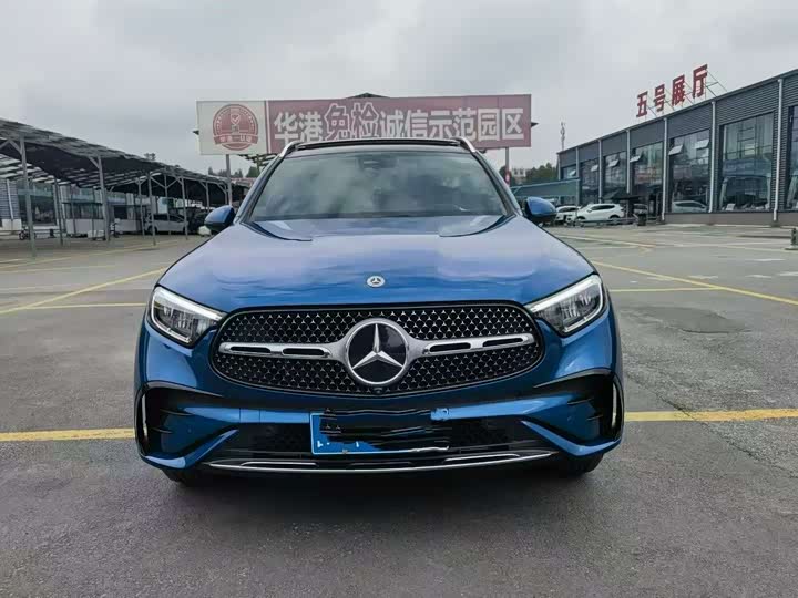 Photo 2 - Mercedes-Benz GLC-Class