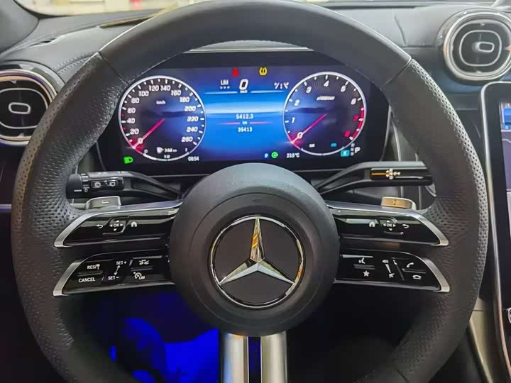 Photo 6 - Mercedes-Benz GLC-Class