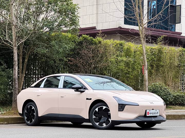 Фото 3 - XPeng Mona M03