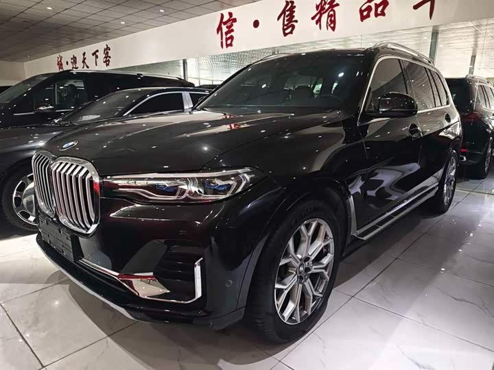 Фото 1 - BMW X7