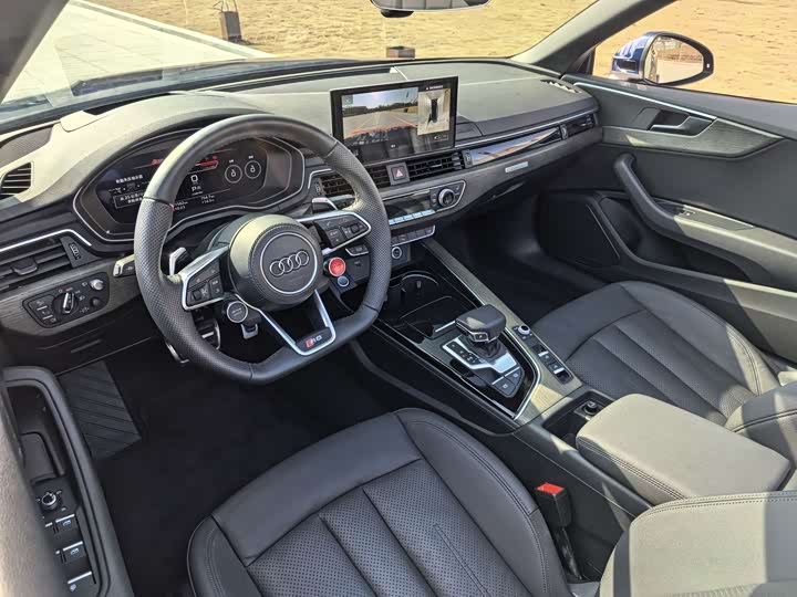 Фото 9 - Audi A5