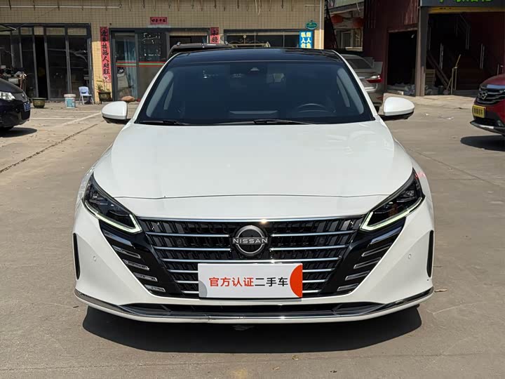 Фото 2 - Nissan Teana