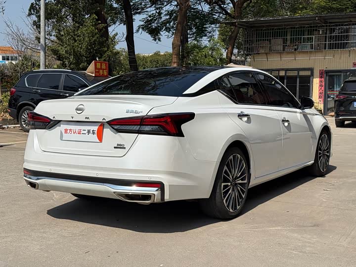 Фото 5 - Nissan Teana