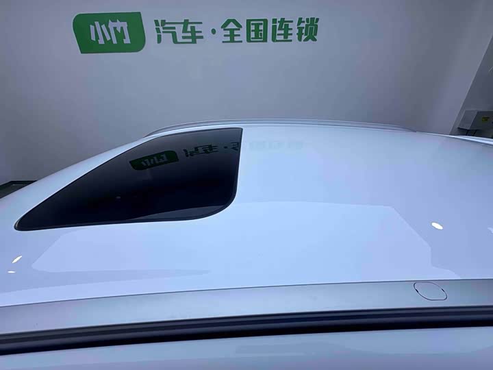 Фото 8 - Geely Coolray