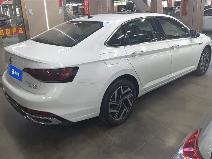 Фото 3 - Volkswagen Sagitar L