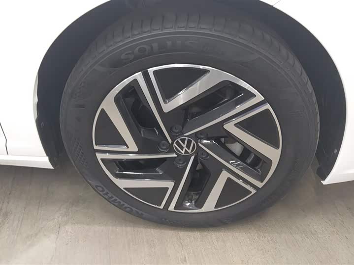 Фото 6 - Volkswagen Sagitar L