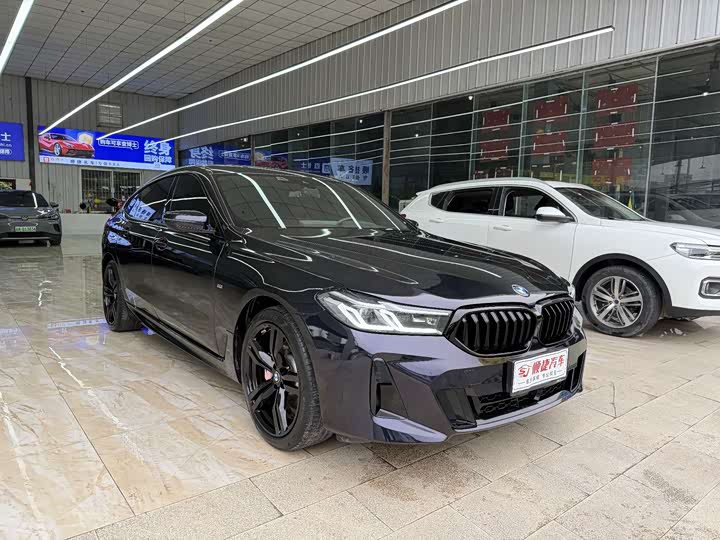 Фото 3 - BMW 6 Series GT