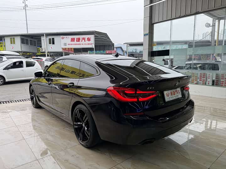 Фото 9 - BMW 6 Series GT