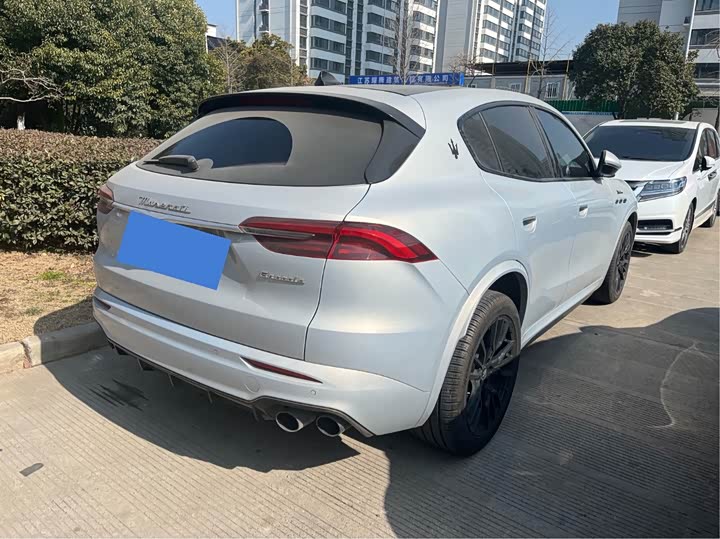 Фото 2 - Maserati Grecale