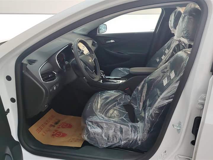 Фото 9 - Chevrolet Malibu XL