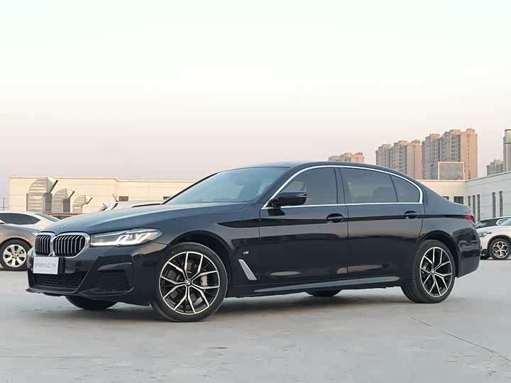 Фото 8 - BMW 5 Series